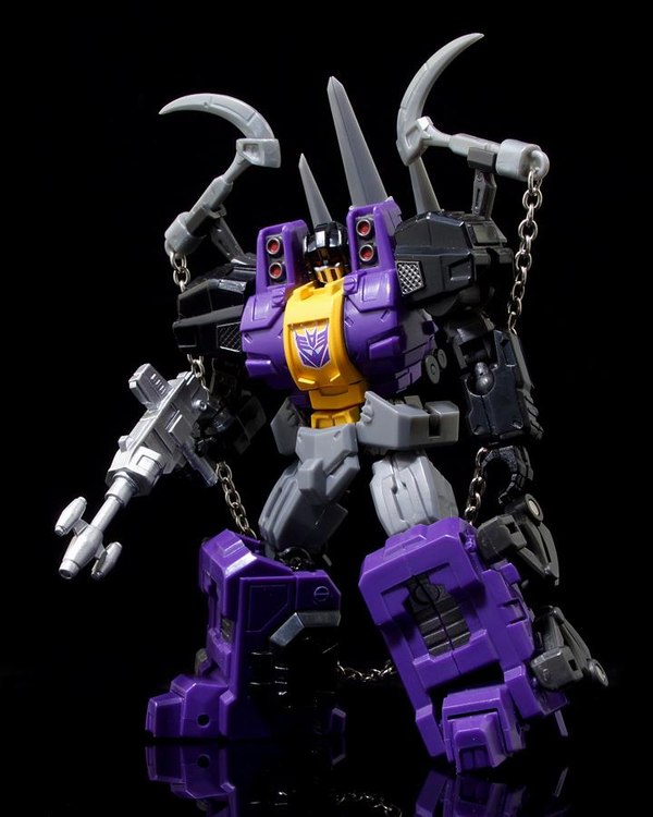 Maiden Japan Junkticon Blasters   New Images Show Armed Up Action Figures  (7 of 32)